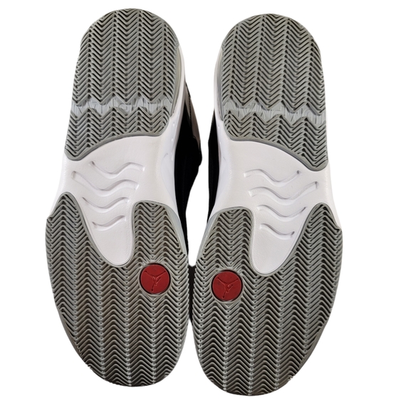 Brand New Jordan Max Aura 2 Men's - Picture 7 of 8